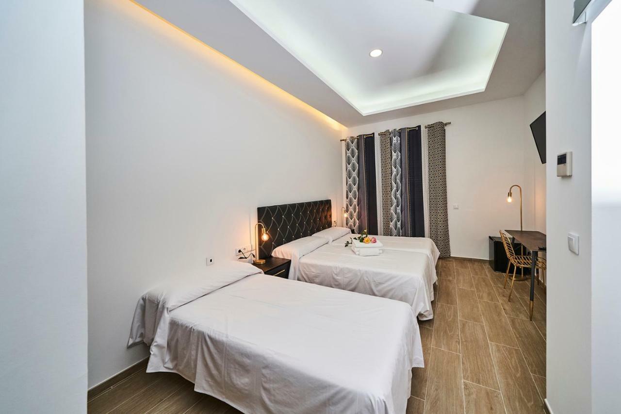 Hotel Bajamar Ancladero Playa Nerja Eksteriør bilde