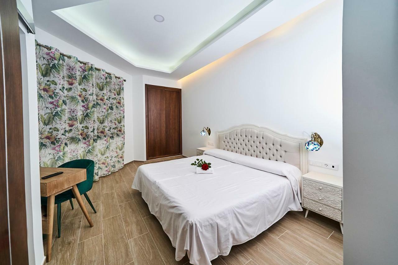 Hotel Bajamar Ancladero Playa Nerja Eksteriør bilde