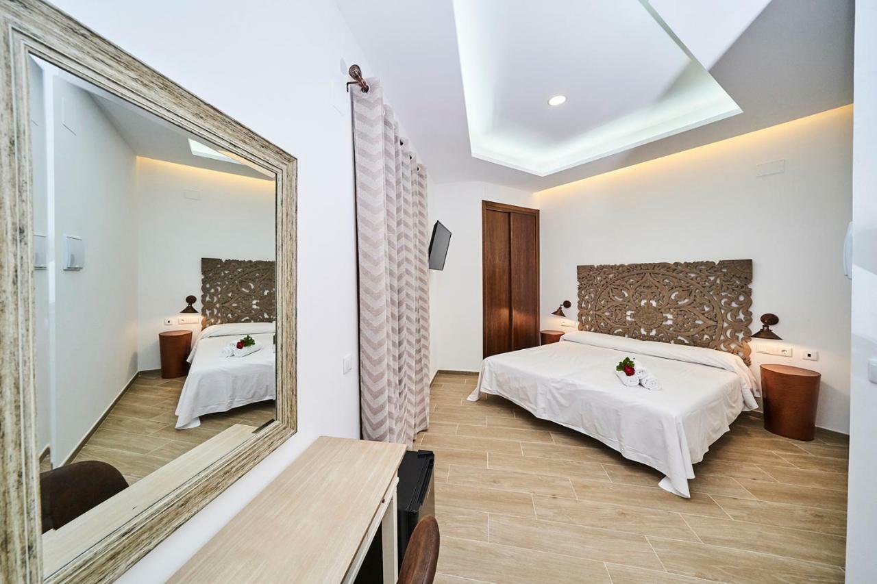 Hotel Bajamar Ancladero Playa Nerja Eksteriør bilde