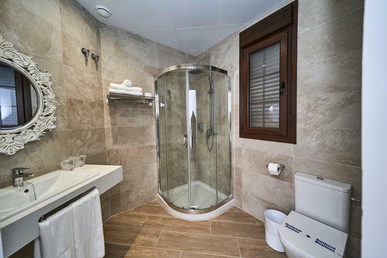Hotel Bajamar Ancladero Playa Nerja Eksteriør bilde