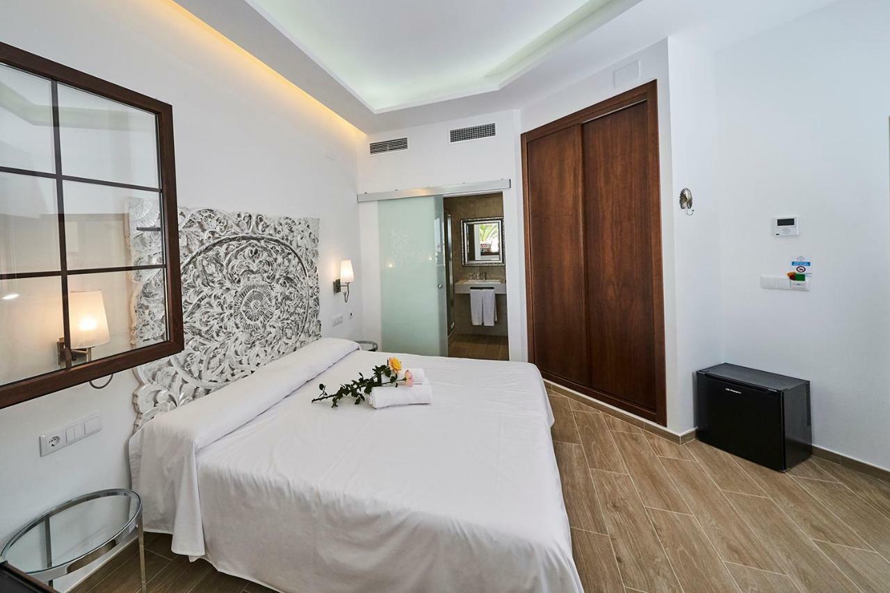 Hotel Bajamar Ancladero Playa Nerja Eksteriør bilde